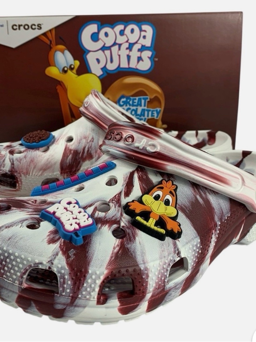 CROCS Marbled White & Chocolate Brown Cocoa Puffs Clog with Charms
